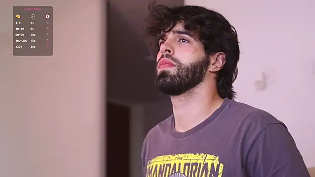 Snapshot of juan_rizzo chatting on December 19, 9:17 pm juan rizzo online show from December 19, 9:17 pm