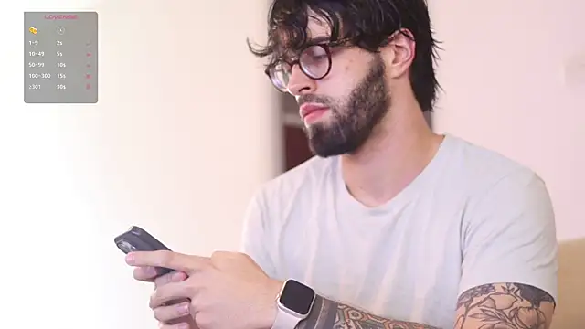 Snapshot of juan_rizzo chatting on December 23, 7:09 pm juan rizzo online show from December 23, 7:09 pm