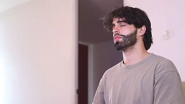 Snapshot of juan_rizzo chatting on January 31, 8:54 pm juan rizzo online show from January 31, 8:54 pm