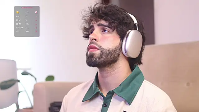 Snapshot of juan_rizzo chatting on February 26, 8:54 pm juan rizzo online show from February 26, 8:54 pm