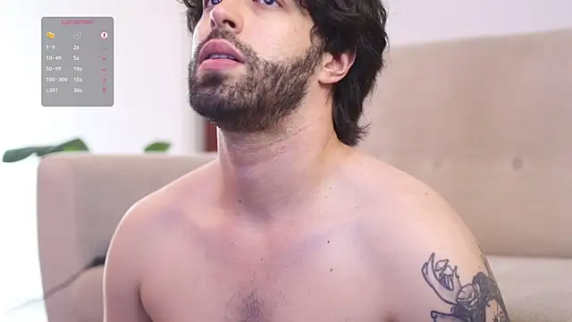 Snapshot of juan_rizzo chatting on March 10, 9:07 pm juan rizzo online show from March 10, 9:07 pm