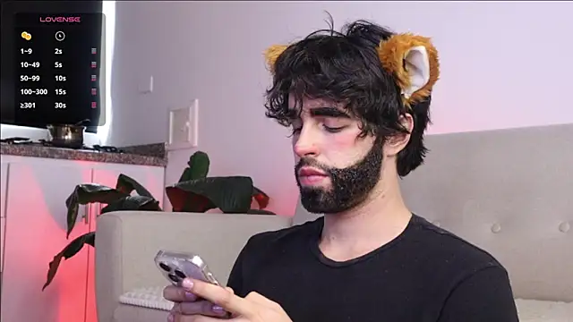 Snapshot of juan_rizzo chatting on October 10, 5:23 pm juan rizzo online show from October 10, 5:23 pm