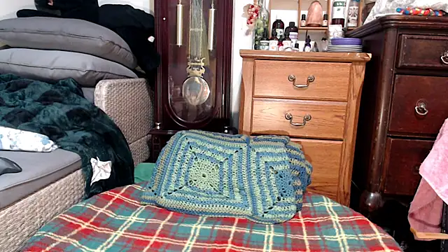 Snapshot of ladyscarlotta chatting on March 18, 6:37 pm ladyscarlotta online show from March 18, 6:37 pm