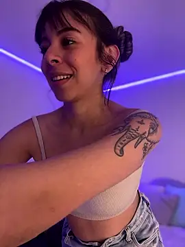 AmmyCollinsW online show from January 14, 10:47 pm