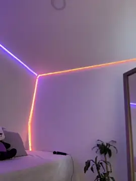 AmmyCollinsW online show from February 28, 7:37 pm