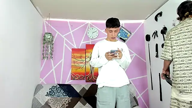 Snapshot of Fresahot2005 chatting on February 1, 7:13 pm Fresahot2005 online show from February 1, 7:13 pm