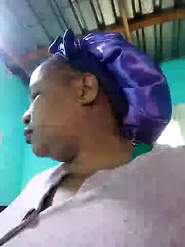 Snapshot of Bustyslave48 chatting on September 10, 10:26 am Bustyslave48 online show from September 10, 10:26 am