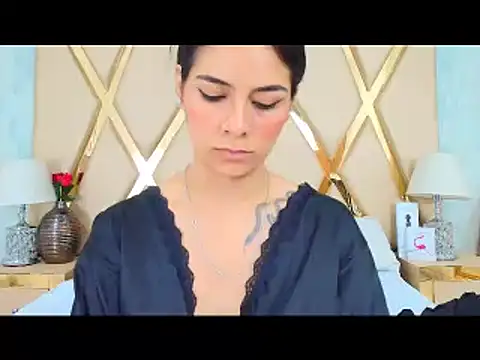 Snapshot of NicoleEsposito chatting on March 6, 10:09 am NicoleEsposito online show from March 6, 10:09 am