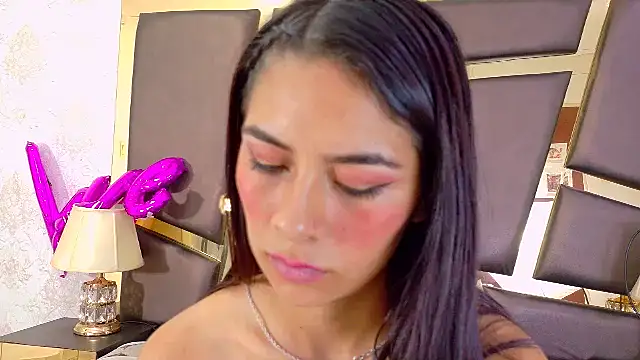 Snapshot of NicoleEsposito chatting on March 22, 10:17 am NicoleEsposito online show from March 22, 10:17 am