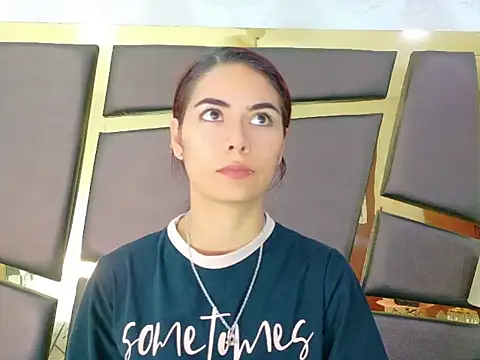 Snapshot of NicoleEsposito chatting on September 17, 1:13 pm NicoleEsposito online show from September 17, 1:13 pm