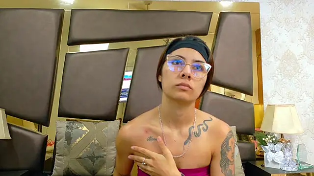 NicoleEsposito online show from January 9, 12:41 pm