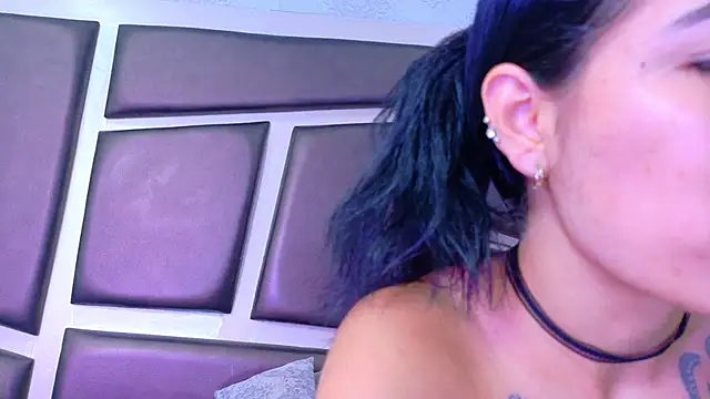 NicoleEsposito online show from June 4, 12:55 pm