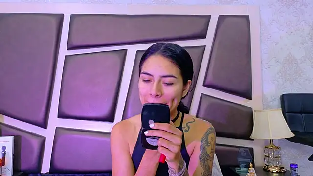 Snapshot of NicoleEsposito chatting on June 26, 12:53 pm NicoleEsposito online show from June 26, 12:53 pm
