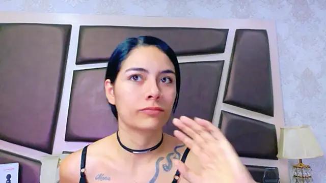 Snapshot of NicoleEsposito chatting on July 11, 12:52 pm NicoleEsposito online show from July 11, 12:52 pm