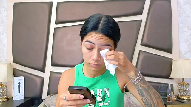 Snapshot of NicoleEsposito chatting on July 17, 12:45 pm NicoleEsposito online show from July 17, 12:45 pm