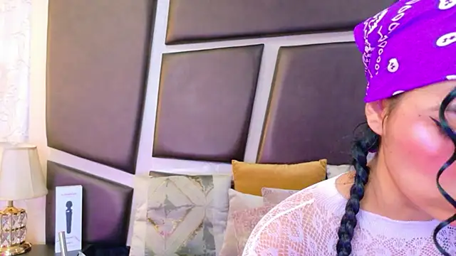 Snapshot of NicoleEsposito chatting on July 28, 2:13 pm NicoleEsposito online show from July 28, 2:13 pm