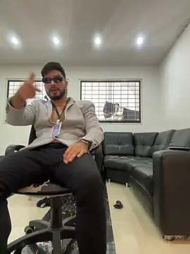 Snapshot of _tony8 chatting on October 31, 6:09 pm  tony8 online show from October 31, 6:09 pm