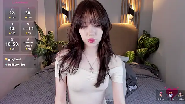 Snapshot of NikkiMiltons chatting on December 3, 3:10 pm NikkiMiltons online show from December 3, 3:10 pm