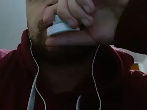 Snapshot of camiloking1720 chatting on December 2, 6:20 am camiloking1720 online show from December 2, 6:20 am