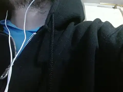 Snapshot of camiloking1720 chatting on December 11, 6:47 am camiloking1720 online show from December 11, 6:47 am