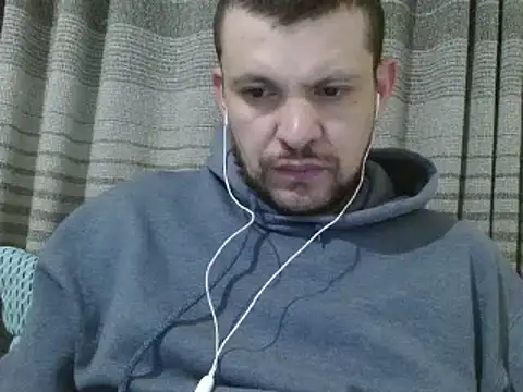 Snapshot of camiloking1720 chatting on January 31, 6:46 am camiloking1720 online show from January 31, 6:46 am