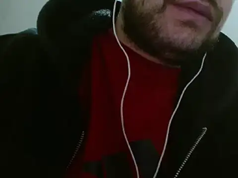 Snapshot of camiloking1720 chatting on February 9, 8:22 am camiloking1720 online show from February 9, 8:22 am