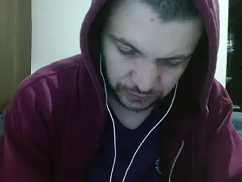 Snapshot of camiloking1720 chatting on February 15, 1:27 pm camiloking1720 online show from February 15, 1:27 pm