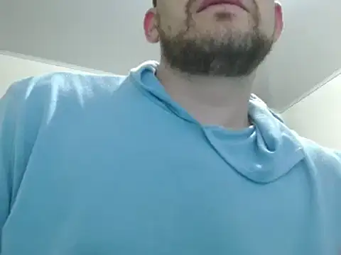 Snapshot of camiloking1720 chatting on February 25, 1:09 am camiloking1720 online show from February 25, 1:09 am