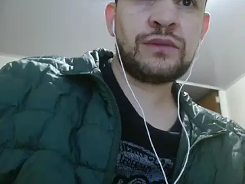 Snapshot of camiloking1720 chatting on February 28, 4:10 am camiloking1720 online show from February 28, 4:10 am