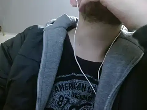 Snapshot of camiloking1720 chatting on February 28, 10:20 am camiloking1720 online show from February 28, 10:20 am