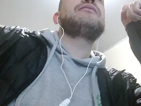 Snapshot of camiloking1720 chatting on September 17, 6:26 am camiloking1720 online show from September 17, 6:26 am