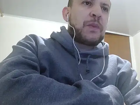 Snapshot of camiloking1720 chatting on September 25, 6:06 am camiloking1720 online show from September 25, 6:06 am