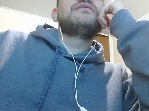 Snapshot of camiloking1720 chatting on September 27, 7:35 am camiloking1720 online show from September 27, 7:35 am