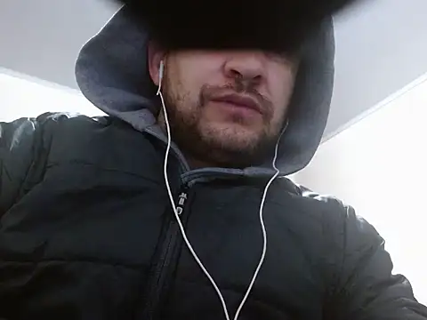 Snapshot of camiloking1720 chatting on September 27, 7:41 pm camiloking1720 online show from September 27, 7:41 pm