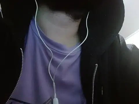 Snapshot of camiloking1720 chatting on October 8, 4:48 pm camiloking1720 online show from October 8, 4:48 pm