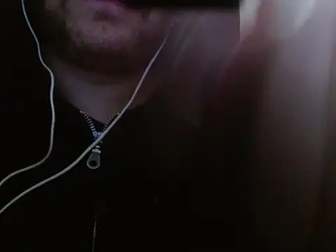 Snapshot of camiloking1720 chatting on October 10, 9:30 am camiloking1720 online show from October 10, 9:30 am