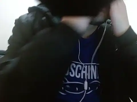 Snapshot of camiloking1720 chatting on October 29, 5:31 am camiloking1720 online show from October 29, 5:31 am