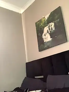 Snapshot of cardibabe chatting on October 23, 2:27 pm cardibabe online show from October 23, 2:27 pm