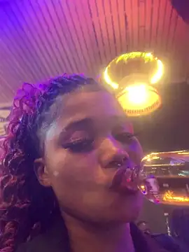 Snapshot of cardibabe chatting on October 30, 9:15 pm cardibabe online show from October 30, 9:15 pm