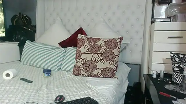 Carocurvy online show from November 22, 12:09 am