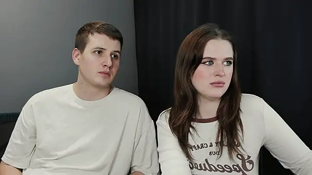 Snapshot of Pinku_kitsune chatting on March 6, 1:35 pm Pinku kitsune online show from March 6, 1:35 pm