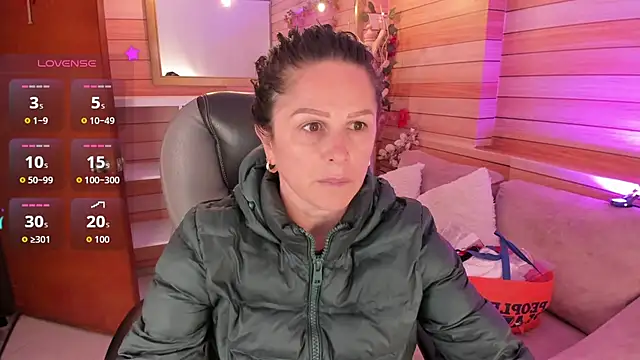 Victoria collins 1 online show from June 27, 10:20 am