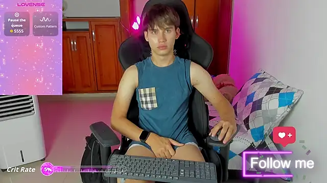 Snapshot of jackson_millers chatting on October 2, 6:31 am jackson millers online show from October 2, 6:31 am
