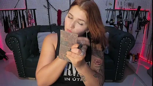 Snapshot of yey_bdsm chatting on March 14, 3:15 am yey bdsm online show from March 14, 3:15 am