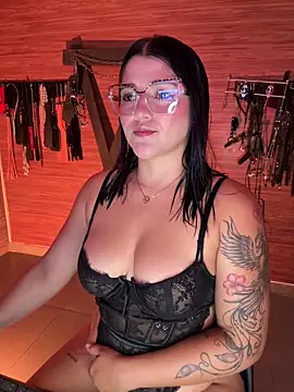yey bdsm online show from April 5, 3:20 pm