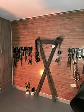 yey bdsm online show from June 10, 3:33 pm