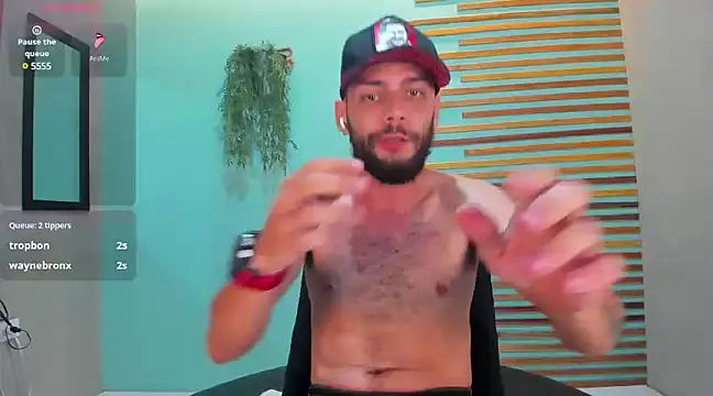 antony bigdick  online show from December 24, 9:33 pm