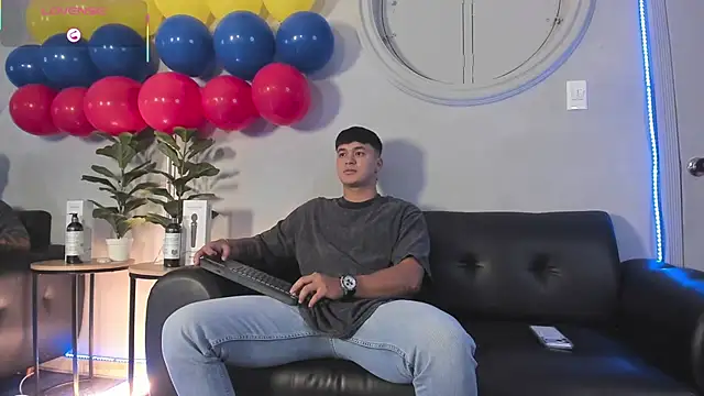 Cristopher strong online show from June 9, 1:45 pm