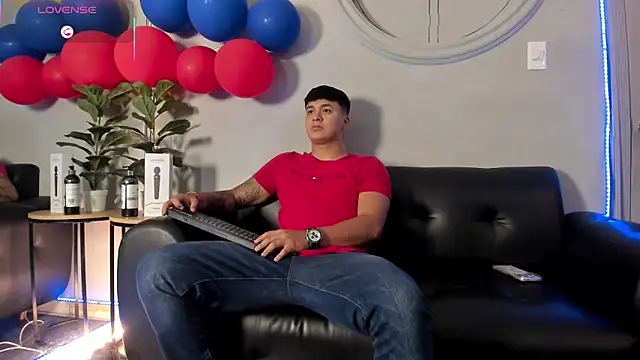 Cristopher strong online show from June 12, 12:15 pm