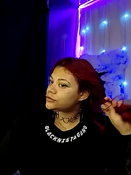 IamAlana  online show from May 25, 7:47 am